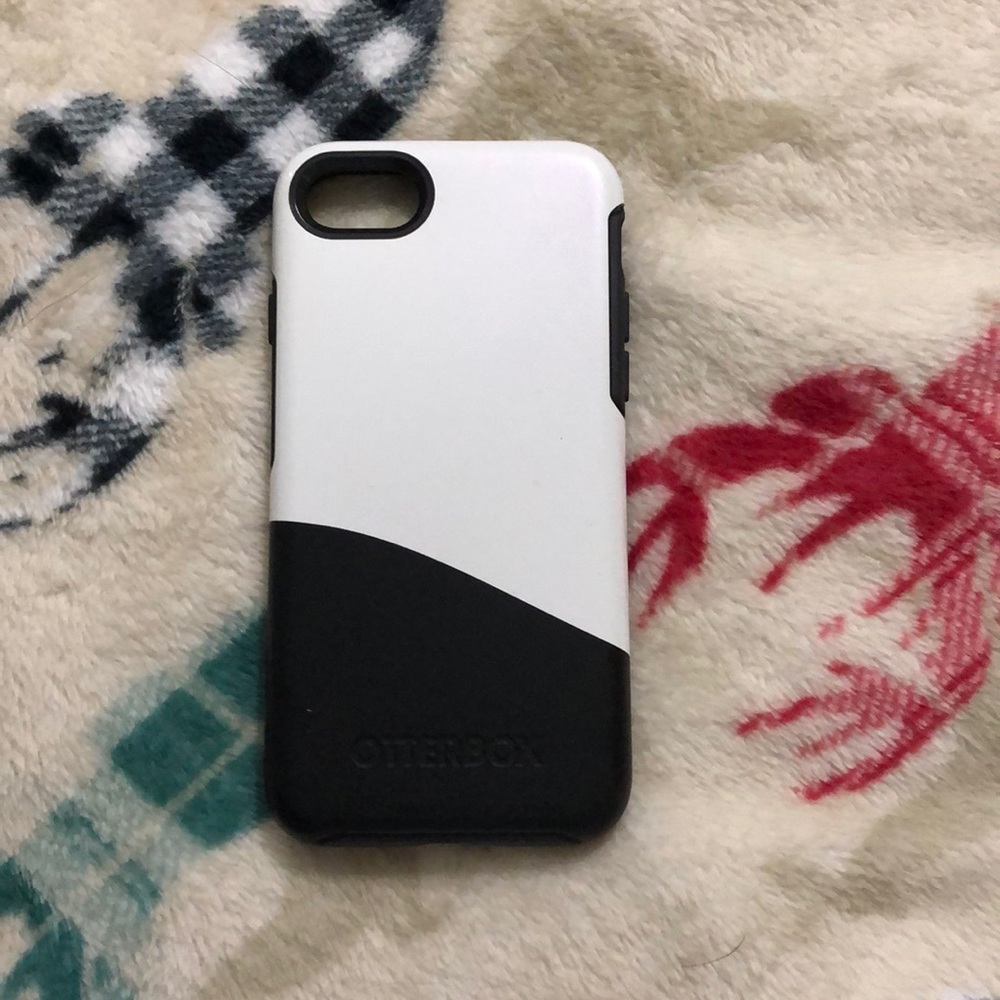 iPhone 8 otter box